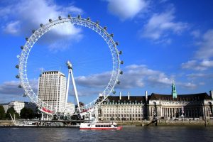 Λονδίνο: Ακινητοποιήθηκε το London Eye αφήνοντας τους τουρίστες εγκλωβισμένους σε αφόρητη ζέστη