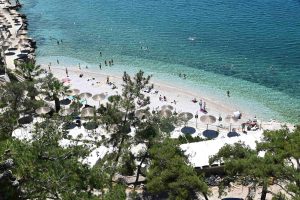 Χρήσιμες συμβουλές για ασφαλείς βουτιές: Ποια τρόφιμα να επιλέξετε και πόση ώρα πριν να τα φάτε