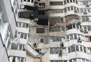 Ρωσικό ΥΠΑΜ: Τα πλήγματα εναντίον του Κιέβου και άλλων κέντρων ήταν απάντηση σε ουκρανικές τρομοκρατικές ενέργειες