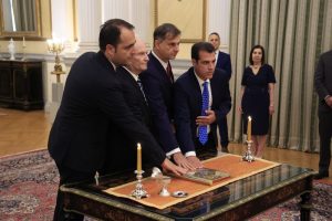 Κυβέρνηση: Ορκίστηκαν οι αντικαταστάτες των 4 παραιτηθέντων