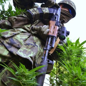 Γαλλία: Κατάσχεση σχεδόν 10 τόνων κοκαΐνης στα ανοιχτά των ακτών της Δυτ. Αφρικής – 519 εκατ. ευρώ η αξία της