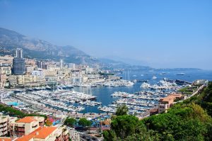 ΕΕ: Η Κομισιόν προσθέτει το Μονακό στον κατάλογο με τις χώρες “υψηλού κινδύνου” για ξέπλυμα βρώμικου χρήματος