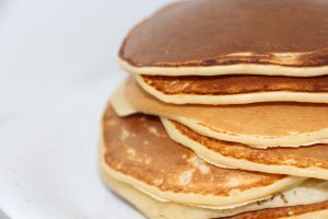 Απίστευτο ταλέντο πωλητή streetfood με pancakes – ΒΙΝΤΕΟ