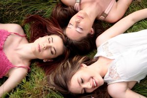 Οι Millennials εγκαταλείπουν την οργανωμένη θρησκεία – Τι επιλέγουν