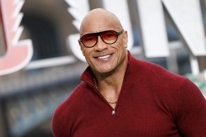 Ο Ντουέιν «The Rock» Τζόνσον σοκάρει τους θαυμαστές του με τη νέα του εμφάνιση, vid