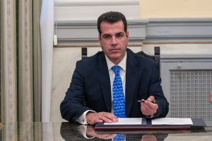 Πλεύρης: Συναντήθηκε με τον πρέσβη της Ιταλίας στην Αθήνα – Τι συζήτησαν για τις ροές από Λιβυή