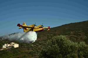 Μαρκόπουλο: Πυρκαγιά σε χώρο απορριμμάτων – Σε εξέλιξη κυκλοφοριακές ρυθμίσεις