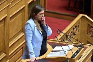 Κωνσταντοπούλου: Πιστεύουμε στην ανυπακοή – Διαφωνούμε «με την ποινικοποίηση της φοιτητικής ιδιότητας»
