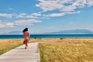 Αυτή η χώρα σας πληρώνει 80.000 ευρώ για να μετακομίσετε σε απομακρυσμένο νησί!