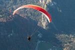 skydiving-4896892_1280 (1)