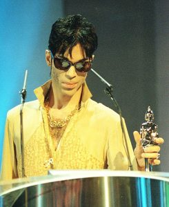Το «Purple Rain» γίνεται μιούζικαλ και βρίσκει τον «πρίγκιπά» του στη Μινεάπολη
