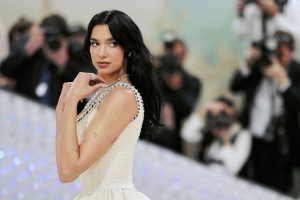 Ξεσπά Σέρβα βολεϊμπολίστρια κατά της Dua Lipa για την κοσοβάρικη υπηκοότητα
