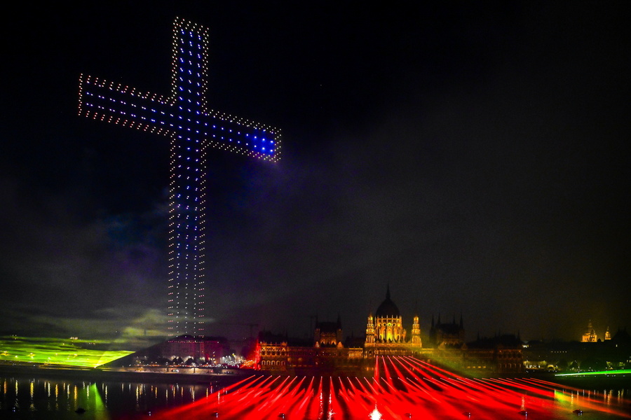 Καθόλου τυχαία η επίσκεψη που θα γίνει στην Ουγγαρία – Η Δεξιά παίζει τα «ρέστα» της