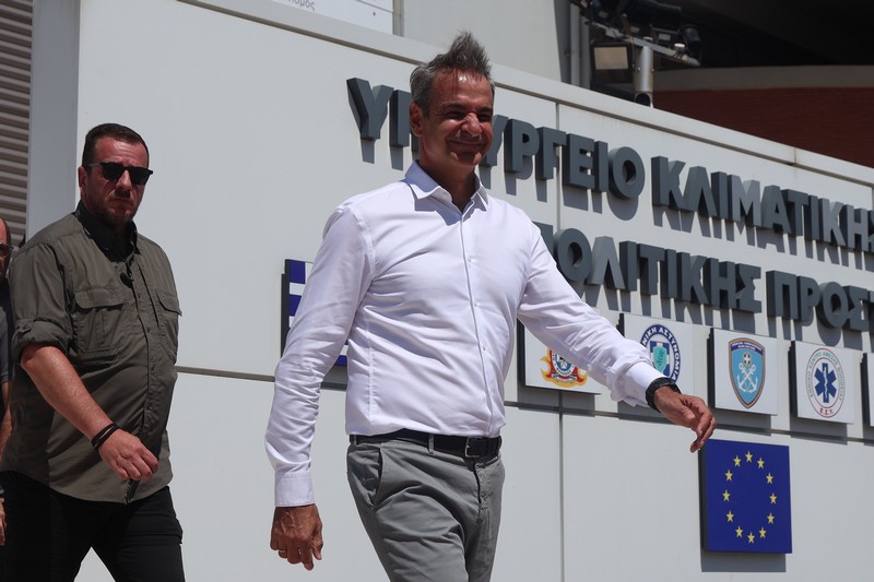 Στο Εθνικό Συντονιστικό Κέντρο για τη Διαχείριση Κρίσεων ο Κ. Μητσοτάκης