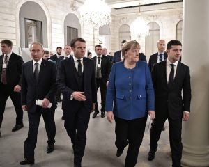 «Στημένη παγίδα στον Πούτιν μία συνάντηση με Ζελένσκι»: Ποιό το κλίμα στη Ρωσία αυτή τη στιγμή