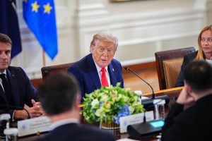 Τραμπ σε Ευρωπαίους: «Σε 1-2 βδομάδες θα ξέρουμε εάν μπορεί να λυθεί το Ουκρανικό» – Σε τι συμφώνησε ο Πούτιν