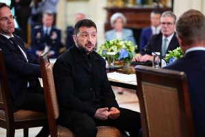 Οι Ρώσοι θυμήθηκαν ακόμα ένα άβολο ΒΙΝΤΕΟ του Ζελένσκι: «Μιλάω ρωσικά», φώναζε