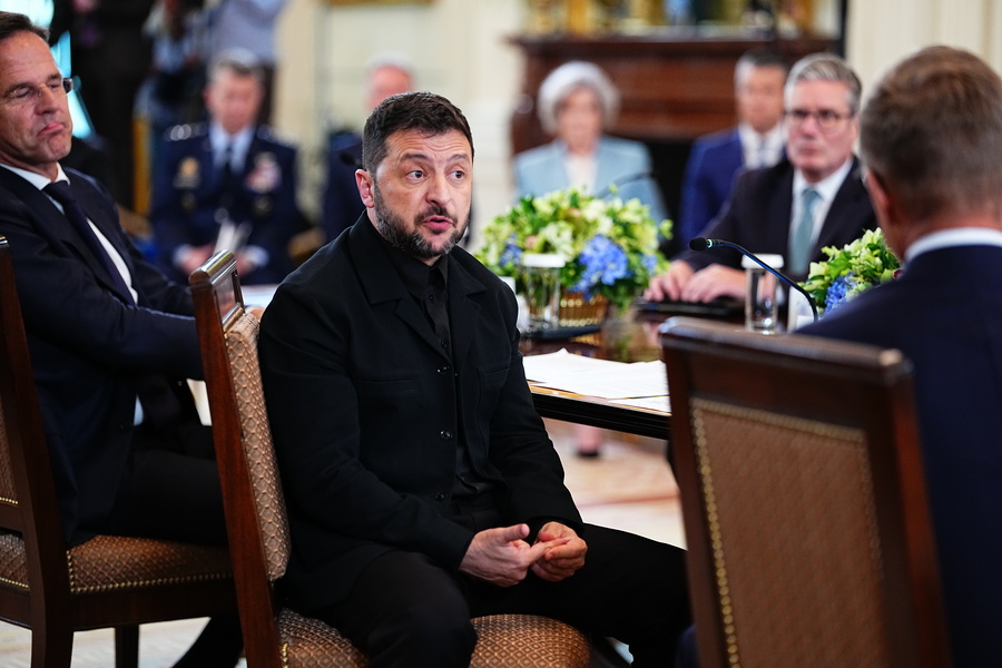 Ζελένσκι: «Καλός συμβιβασμός η πρόταση Τραμπ για το τέλος του πολέμου»