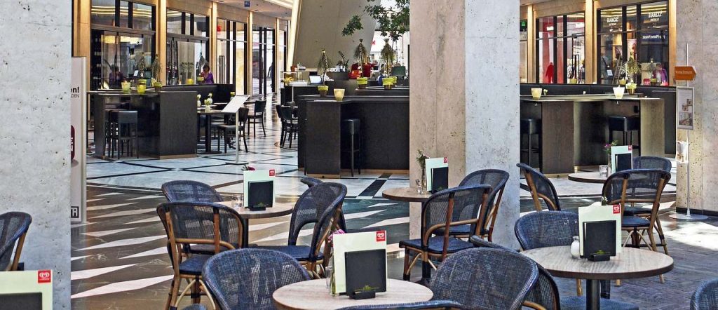 Το “δράμα” ενός εστιάτορα στη Γαλλία: Πελάτες κλείνουν τραπέζι αλλά δεν πάνε ποτέ – «Χάνω 900 ευρώ τη μέρα»