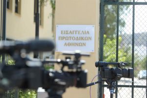 Σοκάρουν οι λεπτομέρειες του άγριου φονικού στο Χαλάνδρι – Πάνω από 10 μαχαιριές δέχθηκε η 47χρονη