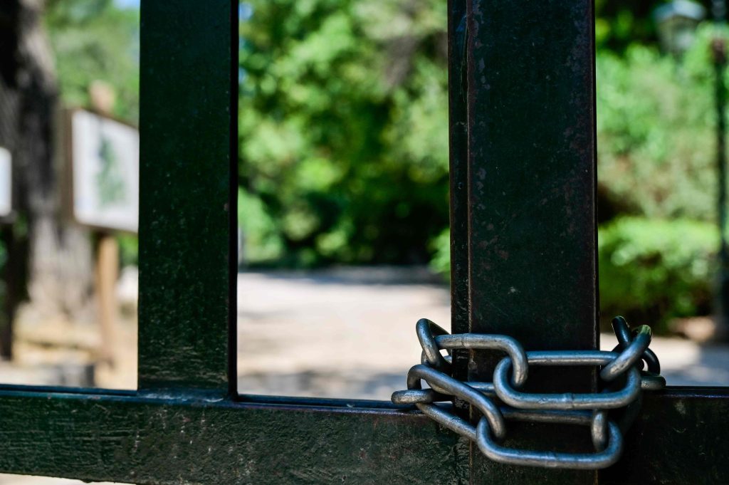 Δήμος Αθηναίων: Σε αυξημένη επιφυλακή λόγω πολύ υψηλού κινδύνου πυρκαγιάς – Κλείνει ο Λυκαβηττός από τα μεσάνυχτα