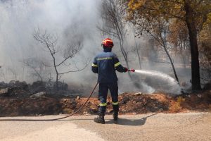 Μήνυμα του 112 στους κατοίκους τεσσάρων περιοχών της Πάτρας για απομάκρυνση