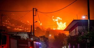 Σε ύφεση η φωτιά στην Ηλεία: Δείτε εικόνες από τον πύρινο εφιάλτη που έζησαν οι κάτοικοι
