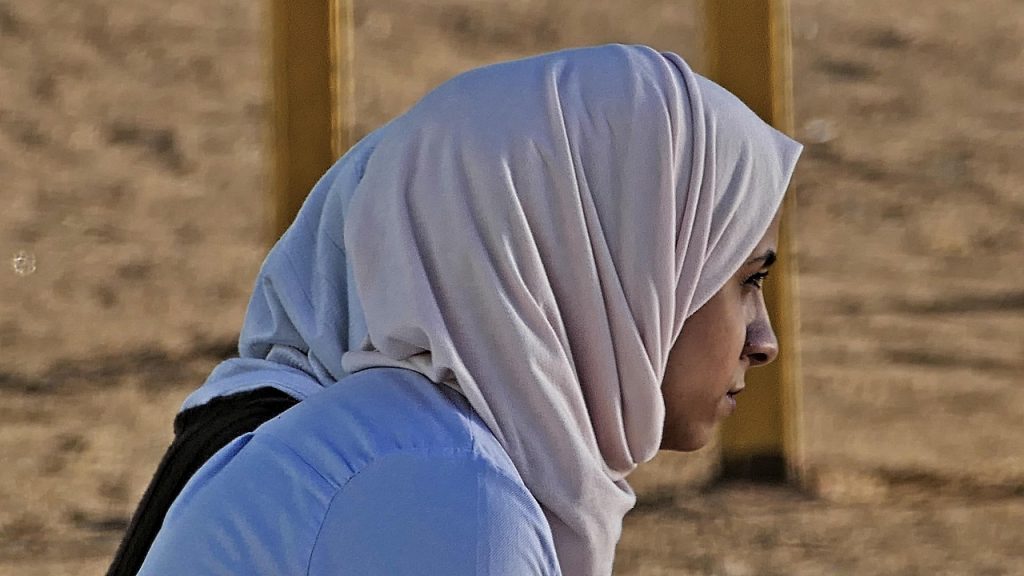 Αυστρία: Η χώρα απαγορεύει την ισλαμική μαντίλα στα σχολεία για κορίτσια κάτω των 14 ετών