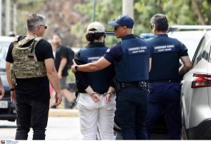 Νεκρό κοριτσάκι στο Παλαιό Φάληρο: Στα δικαστήρια η 32χρονη μητέρα για να απολογηθεί
