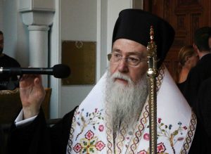 Χοροστατούντος του Αρχιεπισκόπου Ιερώνυμου τελέστηκε η εξόδιος ακολουθία του Μητροπολίτη Κορίνθου