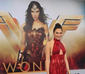 H “Wonder Woman” Γκαλ Γκαντότ περνά τις διακοπές της στην Κύπρο