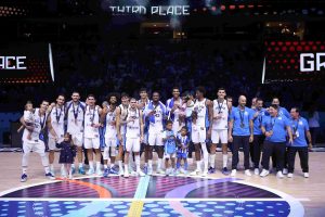 Οι παίκτες της Εθνικής μας υπερήφανοι φόρεσαν τα μετάλλιά τους! ΦΩΤΟ