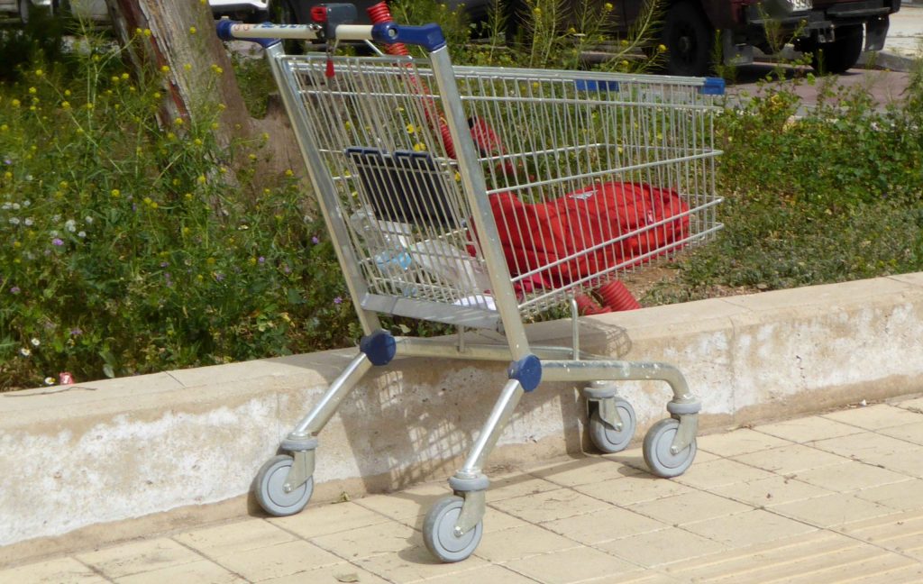 Δίωξη για κακούργημα στον 17χρονο που άρπαξε το βρέφος από τον Πειραιά