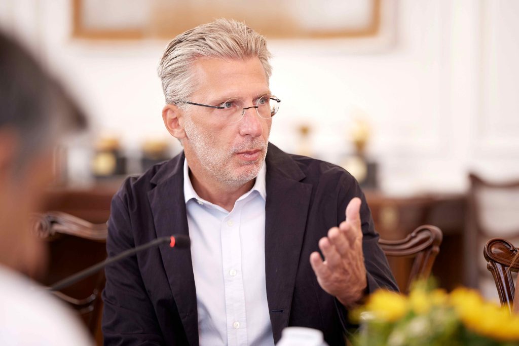 Ο Άκης Σκέρτσος για ΠΑΣΟΚ και “συμβόλαιο αλήθειας”: «Και το “κλόπυ πέιστ” έχει τα όρια του»