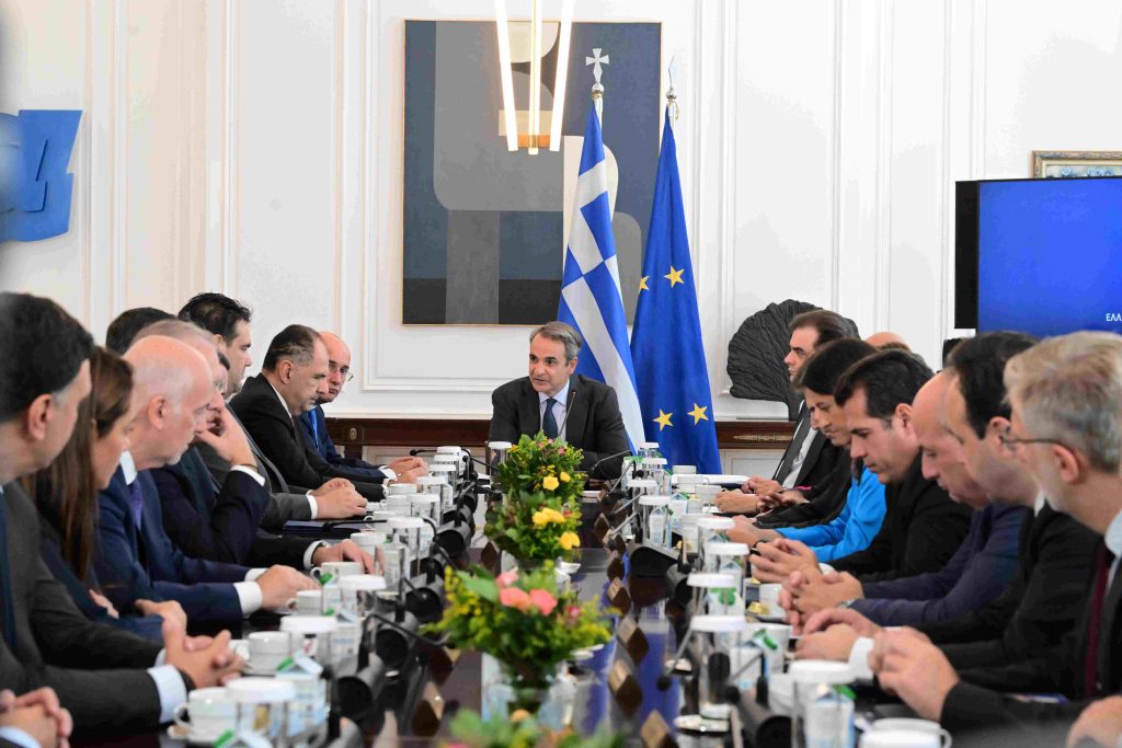 “Πράσινο φως” για 20.000 προσλήψεις στο Δημόσιο το 2026 – Δείτε την κατανομή των θέσεων