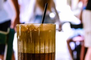 Ελληνική Ένωση Καφέ: Επιστολή στον πρωθυπουργό για την κατάργηση του Ειδικού Φόρου Κατανάλωσης