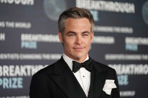 Ο Κρις Πάιν θα κάνει θεατρικό ντεμπούτο στο Λονδίνο ως Ιβάνοφ του Τσέχωφ