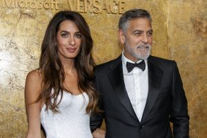 Απαστράπτουσα η Αμάλ Κλούνεϊ στο Φεστιβάλ Κινηματογράφου της Νέας Υόρκης, vid