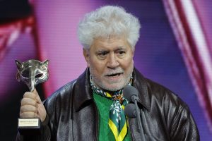 «Bitter Christmas»: Την Άνοιξη του 2026 η πρεμιέρα της νέας ταινίας του Αλμοδόβαρ στις ισπανικές αίθουσες