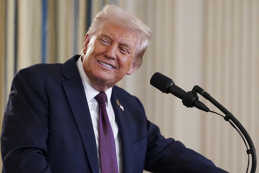 Η στιγμή που ο Τραμπ «ακυρώνει» ρεπόρτερ του CNN, vid
