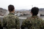 soldiers women
