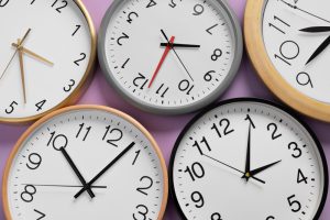 Ανακοίνωση του Υπ. Υποδομών για την επερχόμενη αλλαγή ώρας