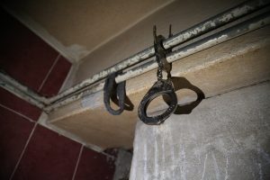 Συνελήφθη ο Έλληνας αρχηγός μεγάλης συμμορίας που λυμαίνεται τη Σουηδία, vid