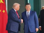 US President Donald Trump and Chinese President Xi Jinping shake hands