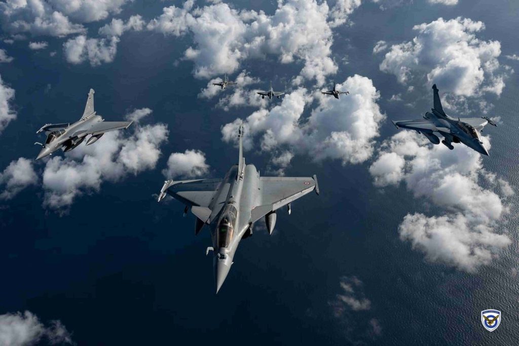 H 337 Μοίρα της Πολεμικής Αεροπορίας στην άσκηση «VOLFA 2025» – Δείτε εντυπωσιακές εικόνες