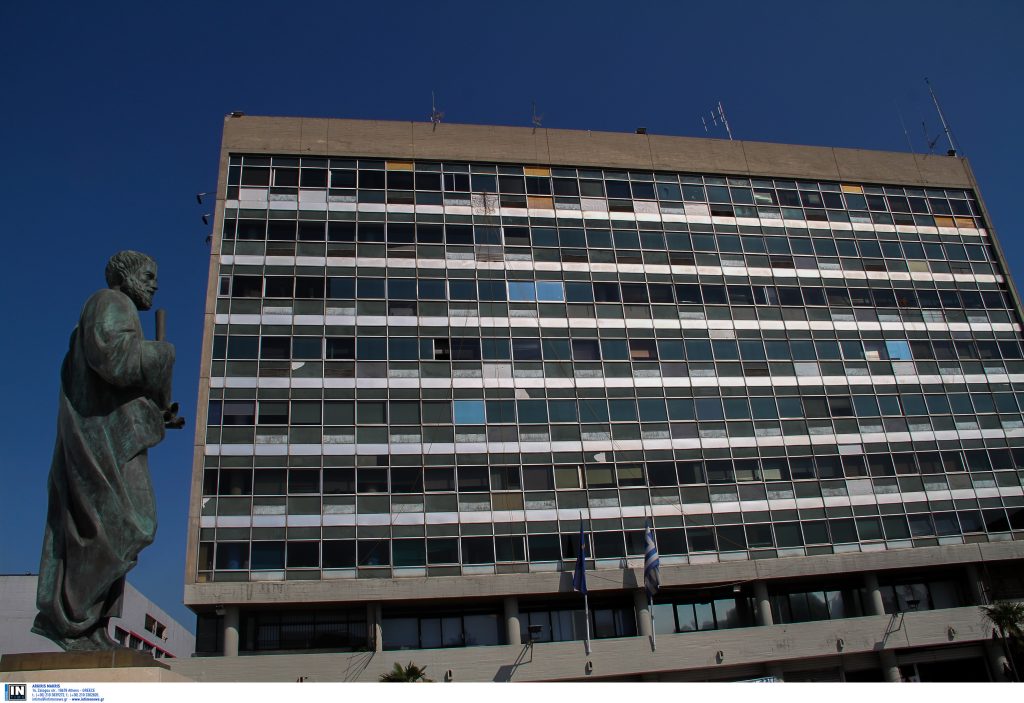 ΑΠΘ: Έρχονται ψηφιακές εξετάσεις με tablets για 50.000 φοιτητές και βοηθός διδασκαλίας ΑΙ στη Νομική