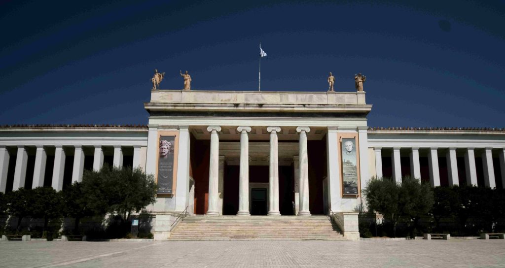 “Μινωικά Χταπόδια” στο Εθνικό Αρχαιολογικό Μουσείο – Οι αμφορείς με την αινιγματική ονομασία “σκεύη θανάτου”