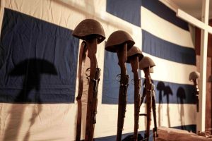 28η Οκτωβρίου: “Προσπαθούσαμε να προφυλαχθούμε από τους βομβαρδισμούς” – Οι πρώτες ημέρες του πολέμου