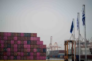 ΑΑΔΕ: Εντοπίστηκαν 39 κιλά κοκαΐνης σε κοντέινερ με μπανάνες στον Πειραιά – Πάνω από 1 εκατ. ευρώ η αξία της