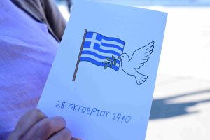 Πάτρα: Η πόλη τίμησε την εθνική επέτειο – Ι. Φωτήλας: «Όλοι οι Έλληνες να προχωρήσουμε μαζί με ομοψυχία»